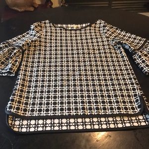 NWOT Women’s Small Max Studio Black / White Top HP